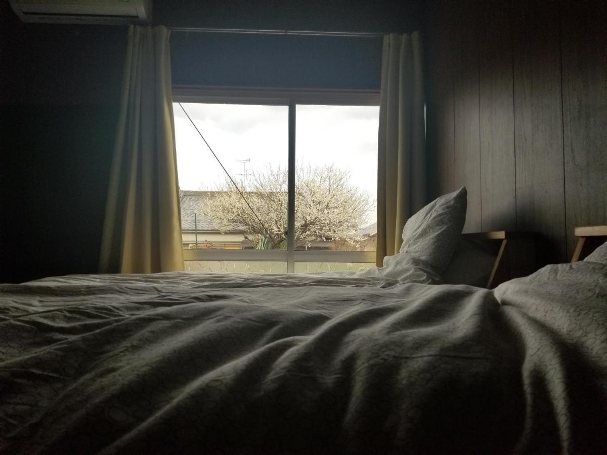 Kafuu Guesthouse+Cafe Kashiba Екстериор снимка