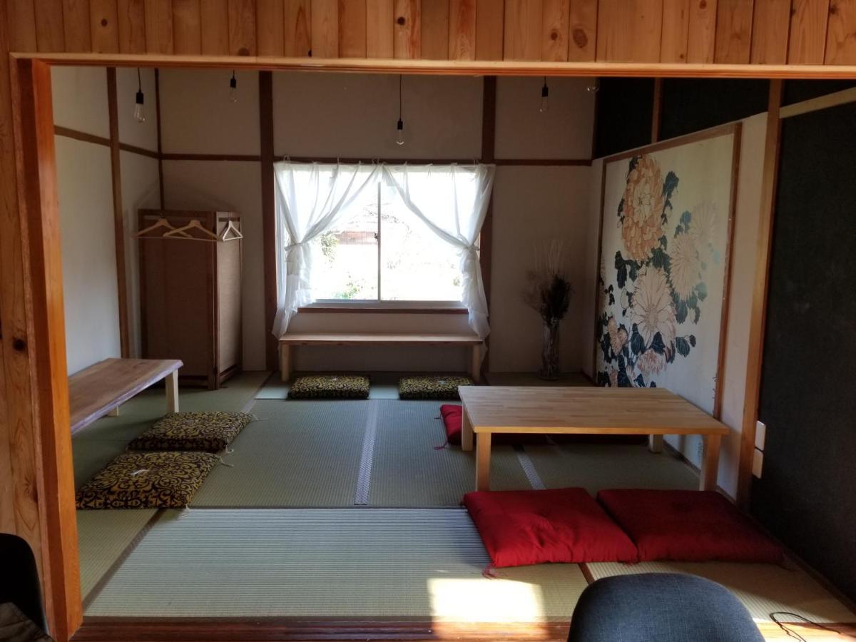 Kafuu Guesthouse+Cafe Kashiba Екстериор снимка